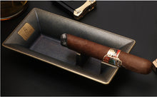Load image into Gallery viewer, XIFEI Fashion Vintage Cigar Ashtray Bronze Color Household Cigar ashtrays Single Slot Design (Bronze)
